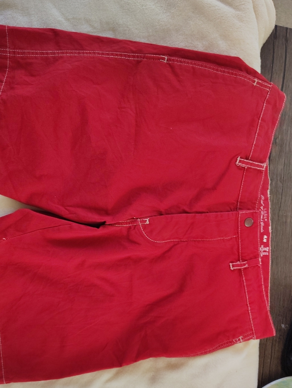 H&M Red Casual Shorts with Contrast Stitching 1329